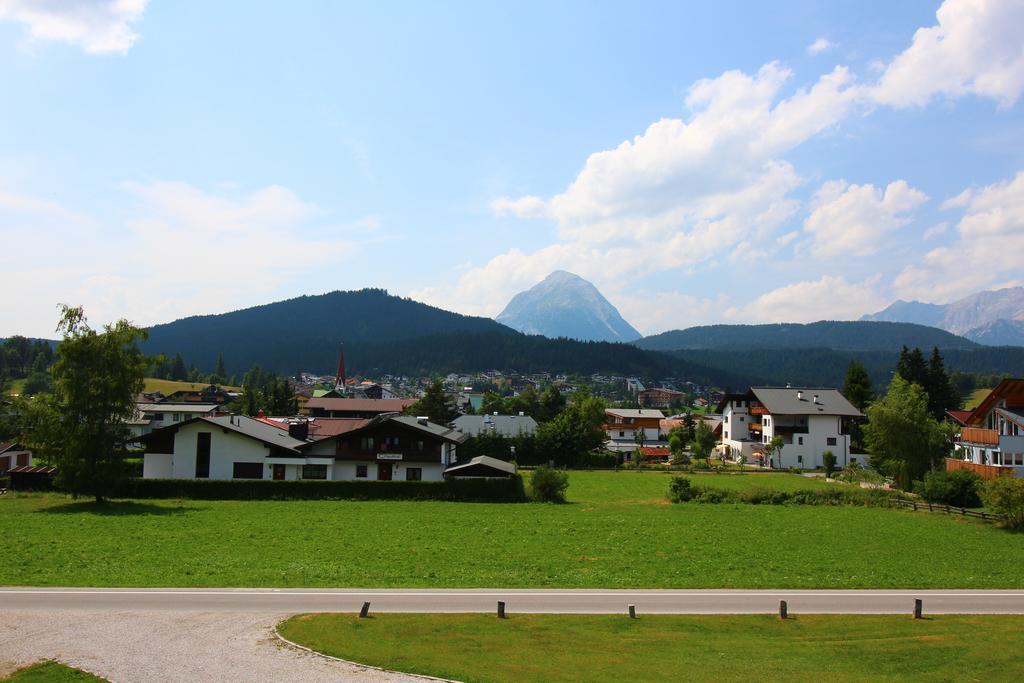 Hotel Berghof Seefeld in Tirol Exterior photo